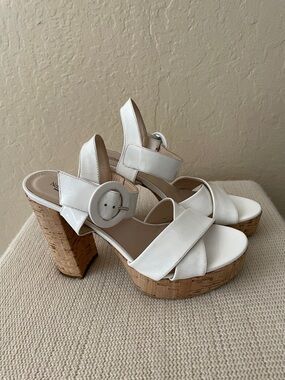 Nero Giardini White Cork Platform Sandals with Round Buckle
